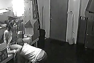 camara oculta pillados en trabajo dos chicos muy jovenes fol