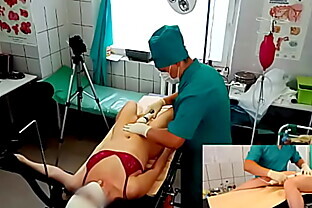 Gyno orgasm with vibrator (backstage)