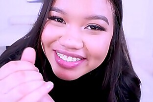 Kaylani Kao Wants to Suck Cock