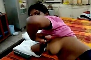 Indian desi maid wants to show her natural tits to home owner